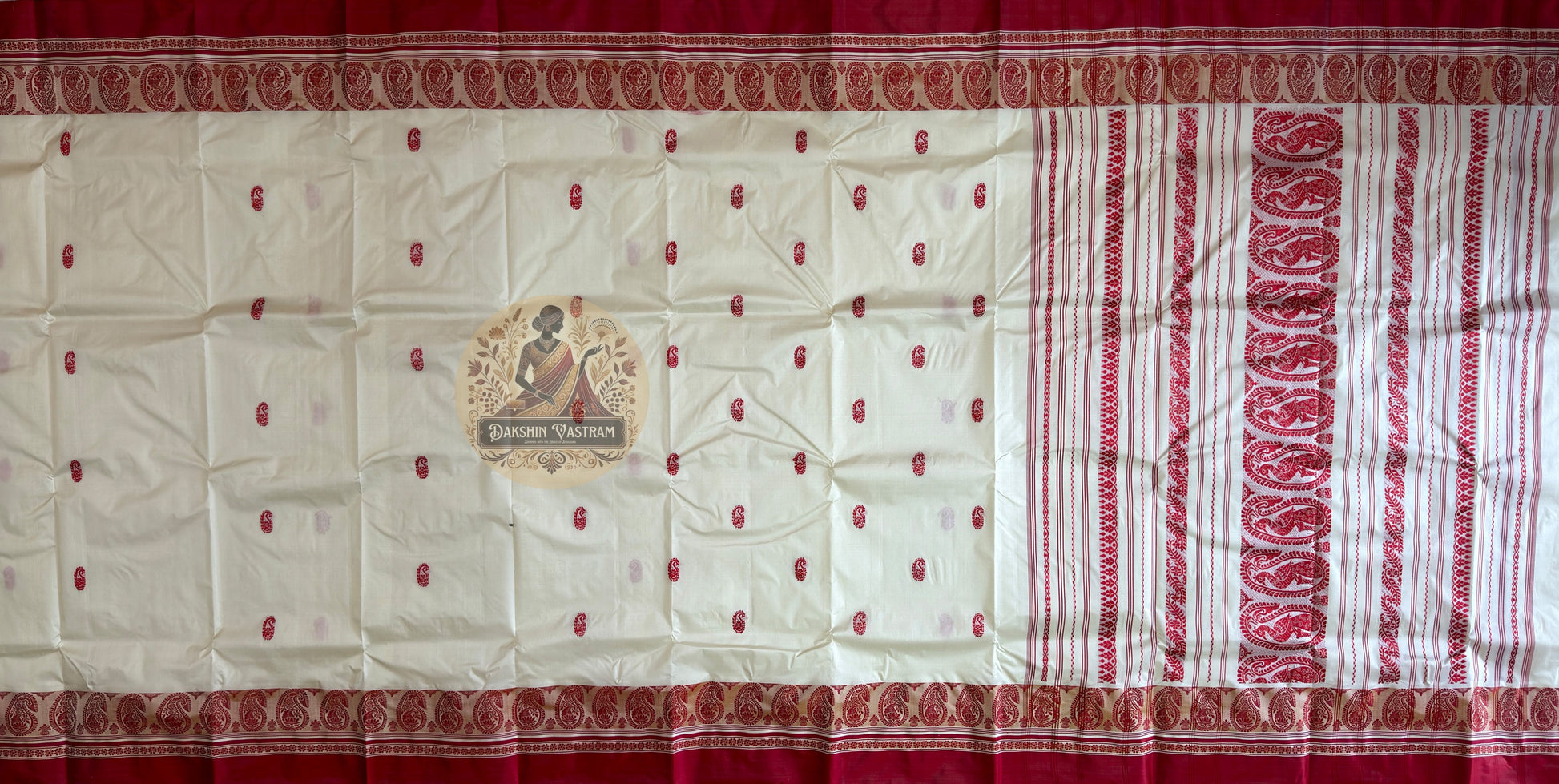 Full view of Bishnupur Garad silk saree in complete drape – sacred ivory Bengal handloom making every woman glow with pure grace, for Durga Puja, weddings and cultural galas worldwide