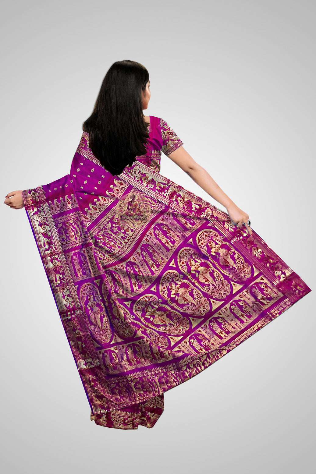 Buy Swarnachari Saree online – Rear view showcasing pallu design
