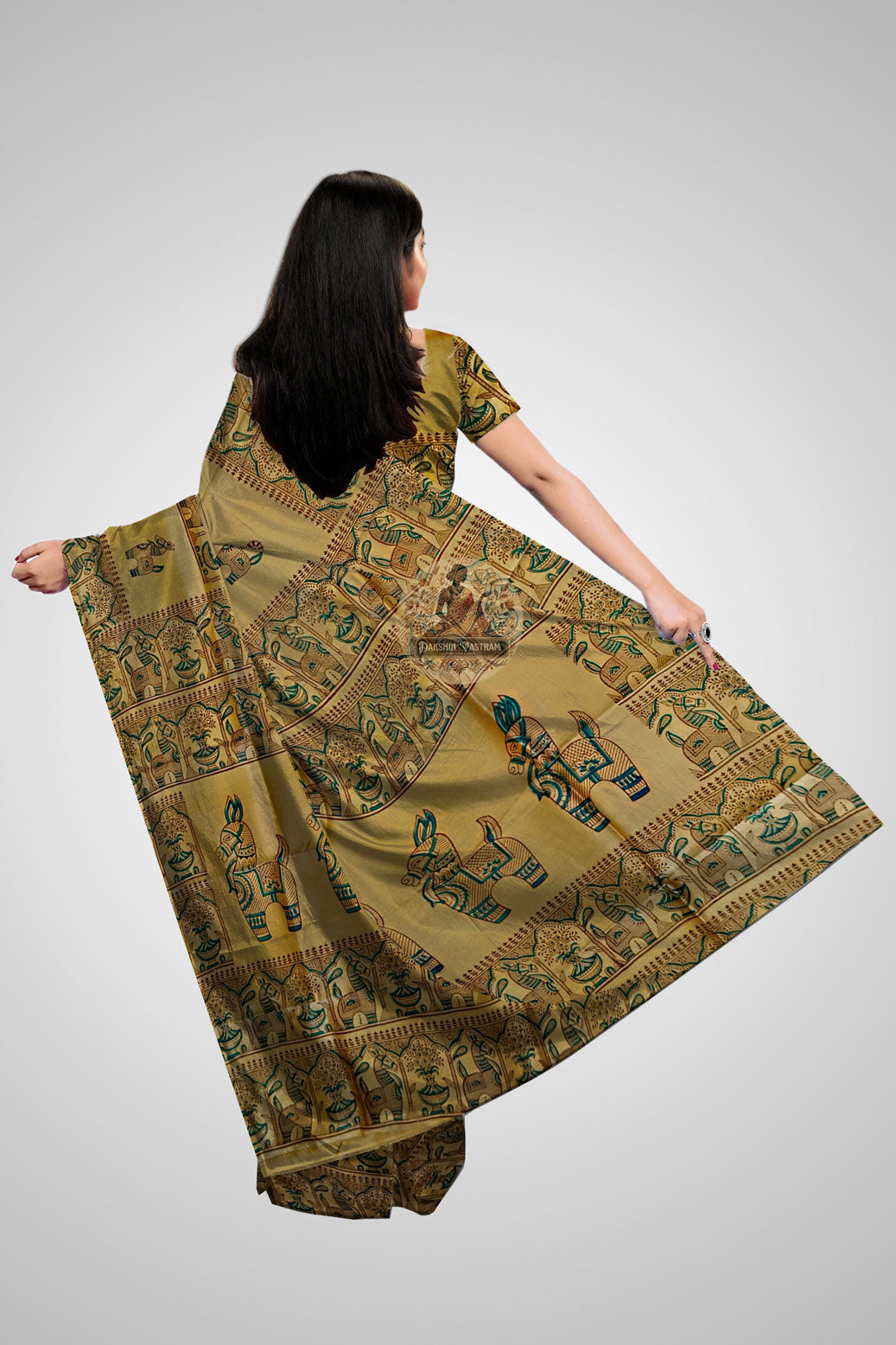 Buy Block Printed Silk Saree – Rear view with pallu spread