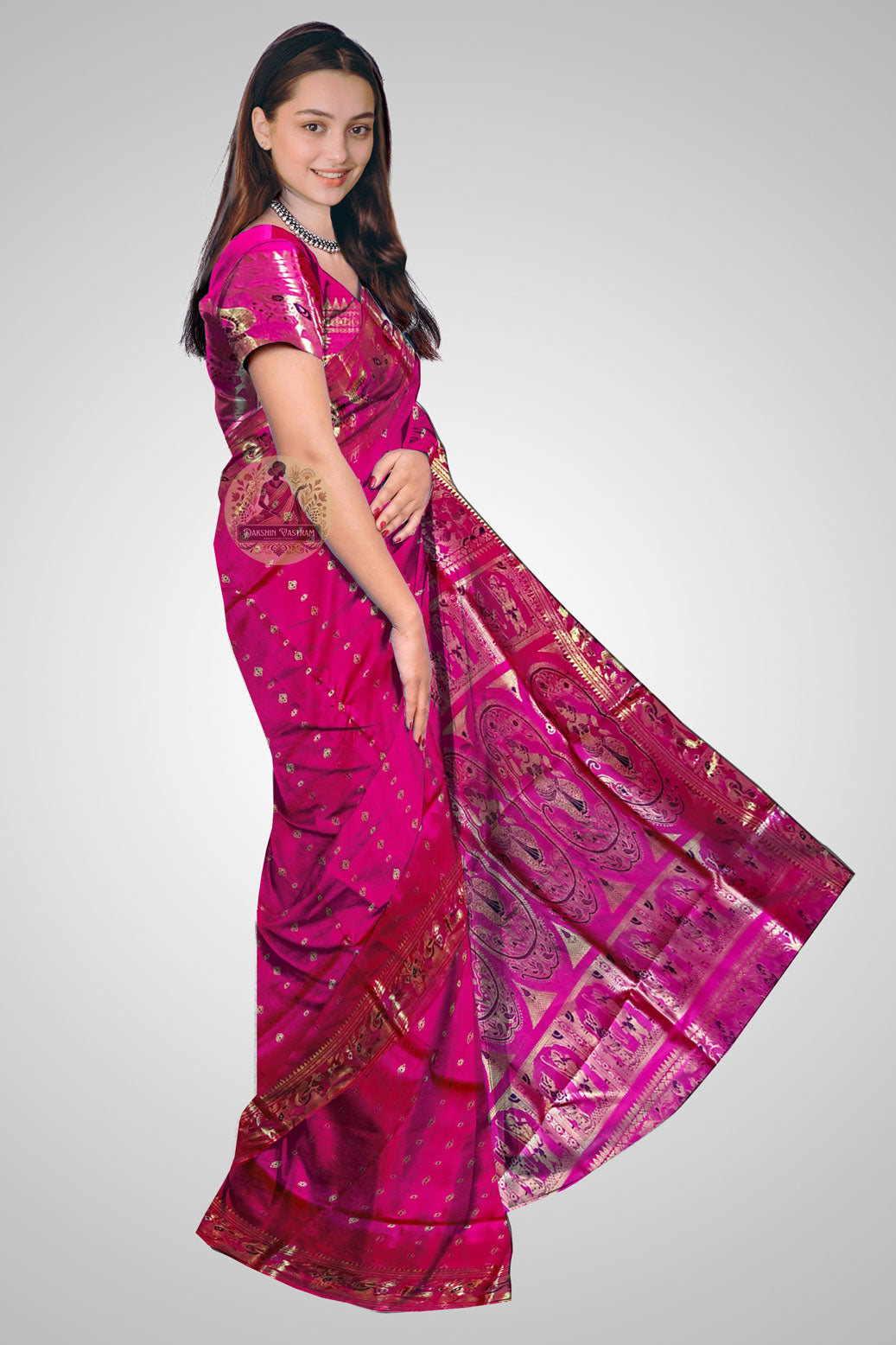Shop Bengal Swarnachari Saree – Side view showcasing pallu weave