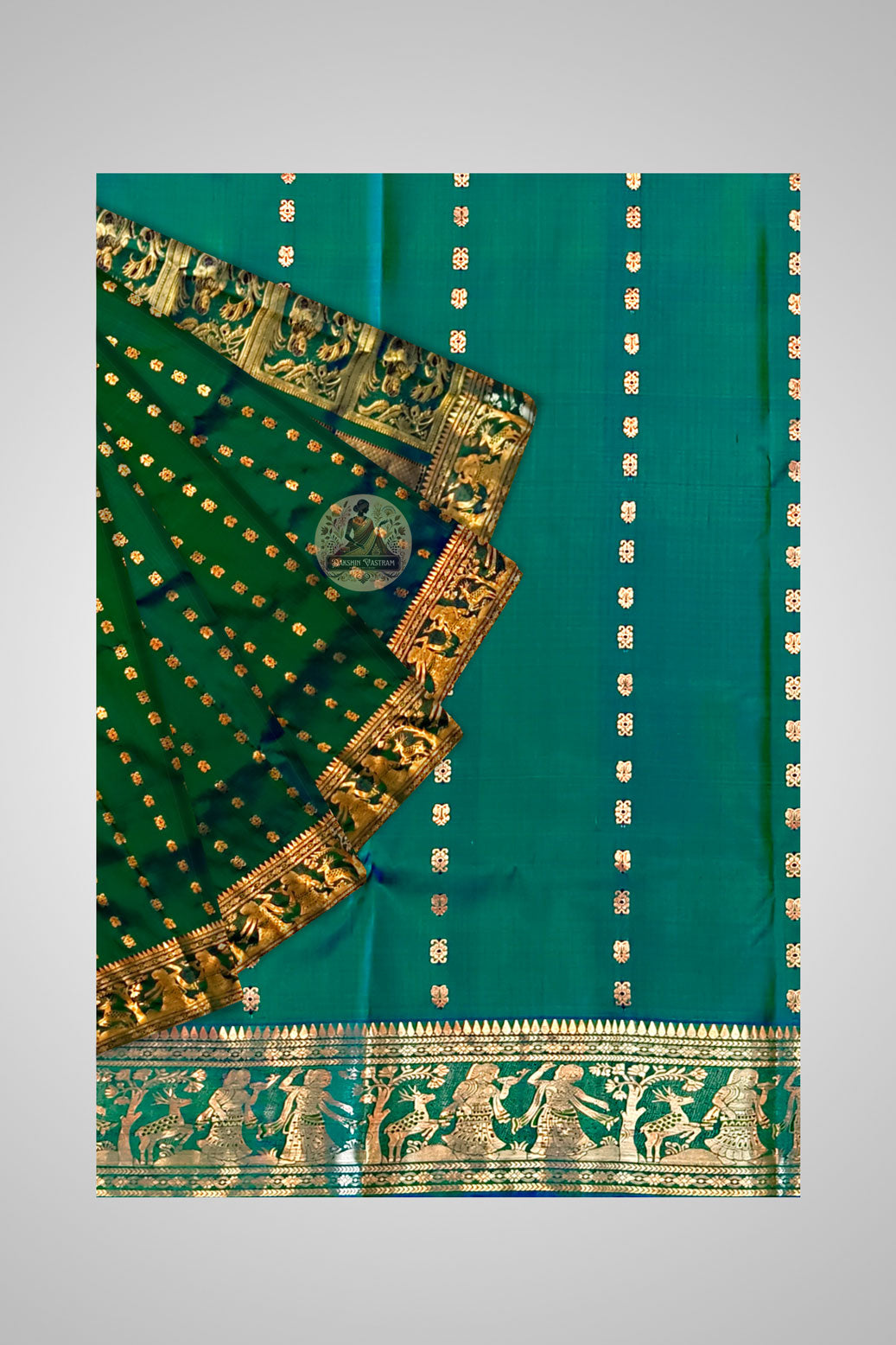 Buy Handwoven Swarnachari Silk Saree – Close-up of gold zari craftsmanship