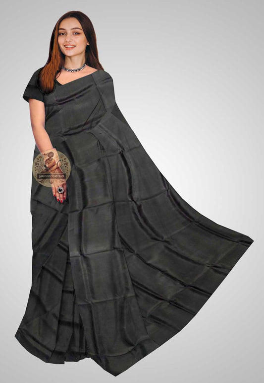 Buy Bishnupuri Silk Than online UK – Front view of silk fabric