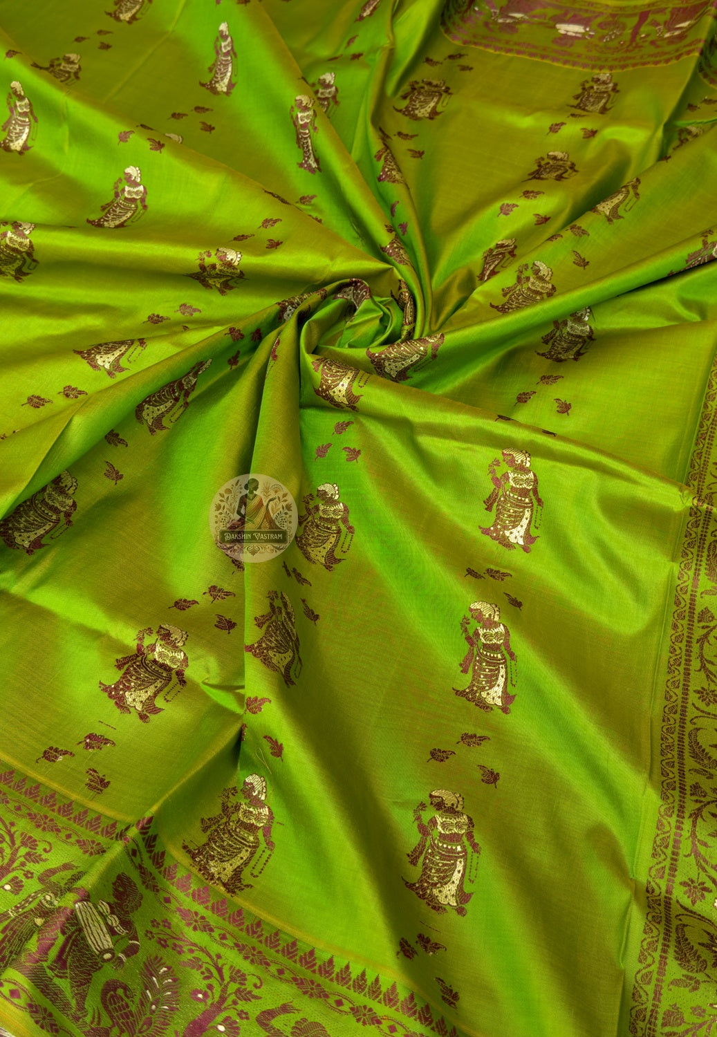 Rear view of Baluchari Silk Saree displaying pallu with Ramayana and Mughal court scenes hand-woven in silk