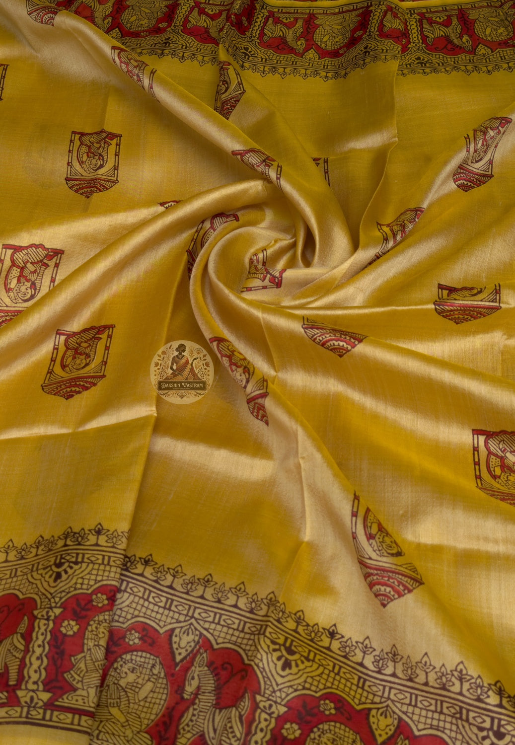 Close-up of handwoven diamond grid pattern with zari accents on Bishnupur Katan Silk Saree border