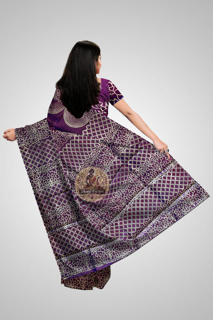 Buy Mulberry Bishnupur Pure Silk Saree – Rear angle with elegant drape