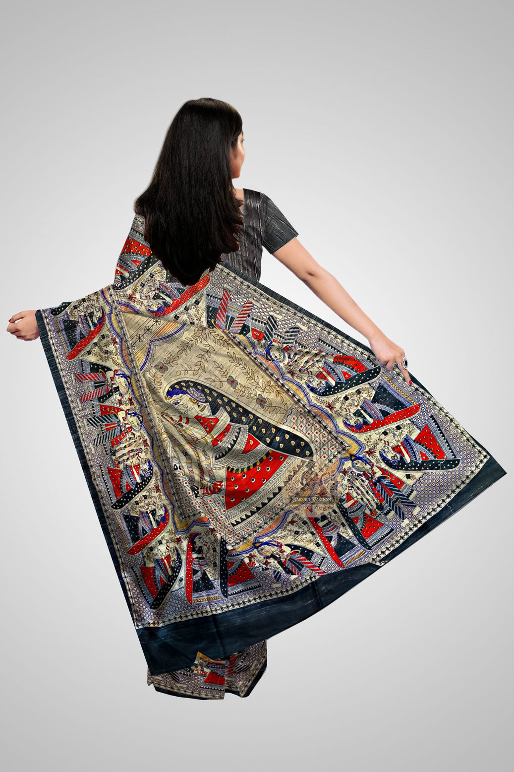 Explore Indian Tussar Sarees – Rear view showing detailed pallu