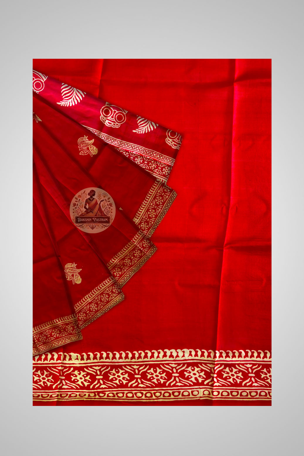 Buy Handloom Bishnupuri Silk Saree online – Close-up of block print pattern