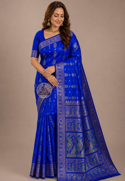 Front view of woman wearing Swarnachari Silk Saree with raw silk blouse bridal trousseau reception Kolkata wedding