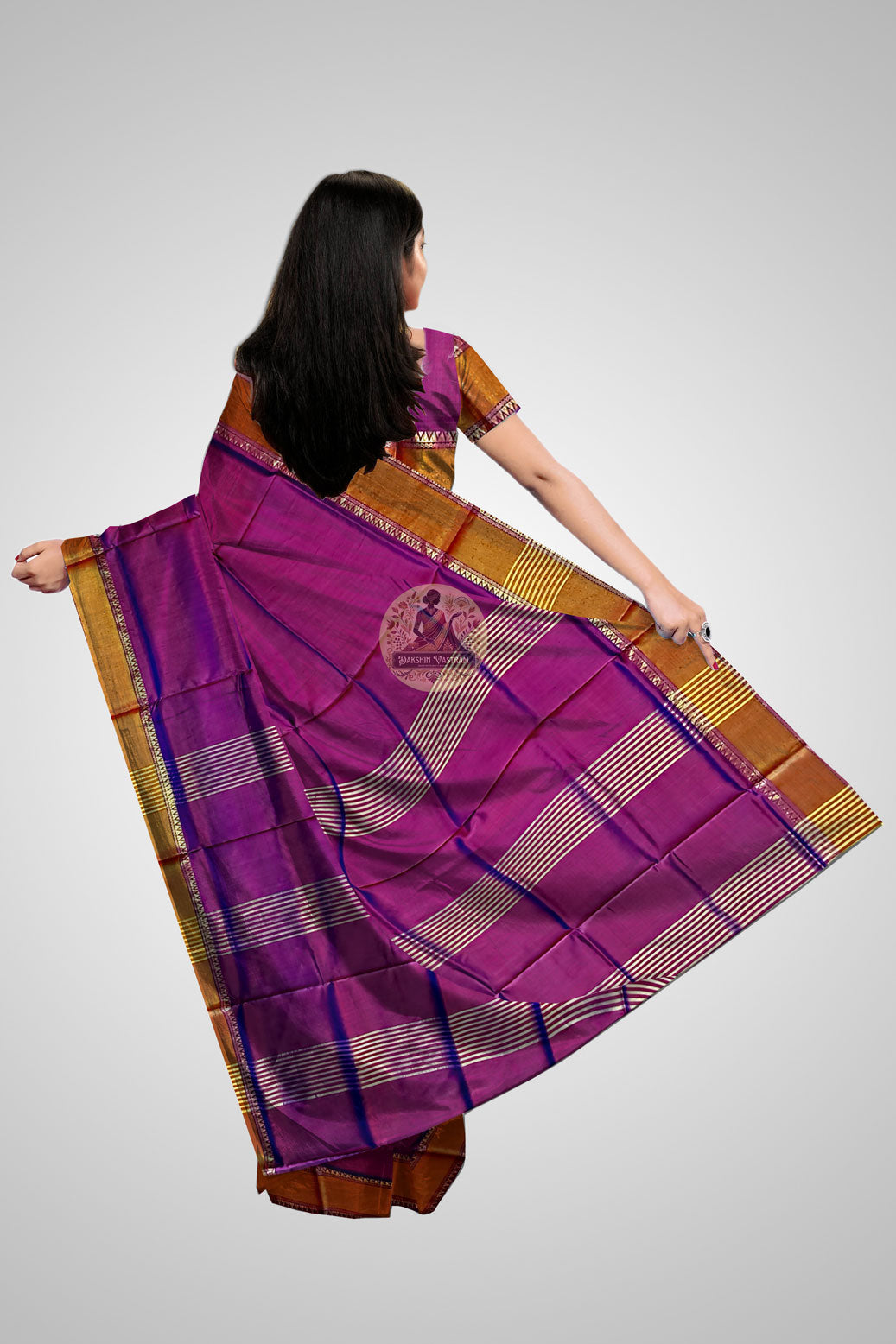 Buy Handloom Silk Saree online – Rear view of pallu and zari work