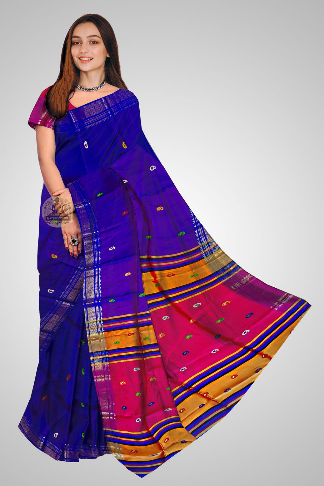 Buy Pure Silk Saree online – Traditional handloom saree front view