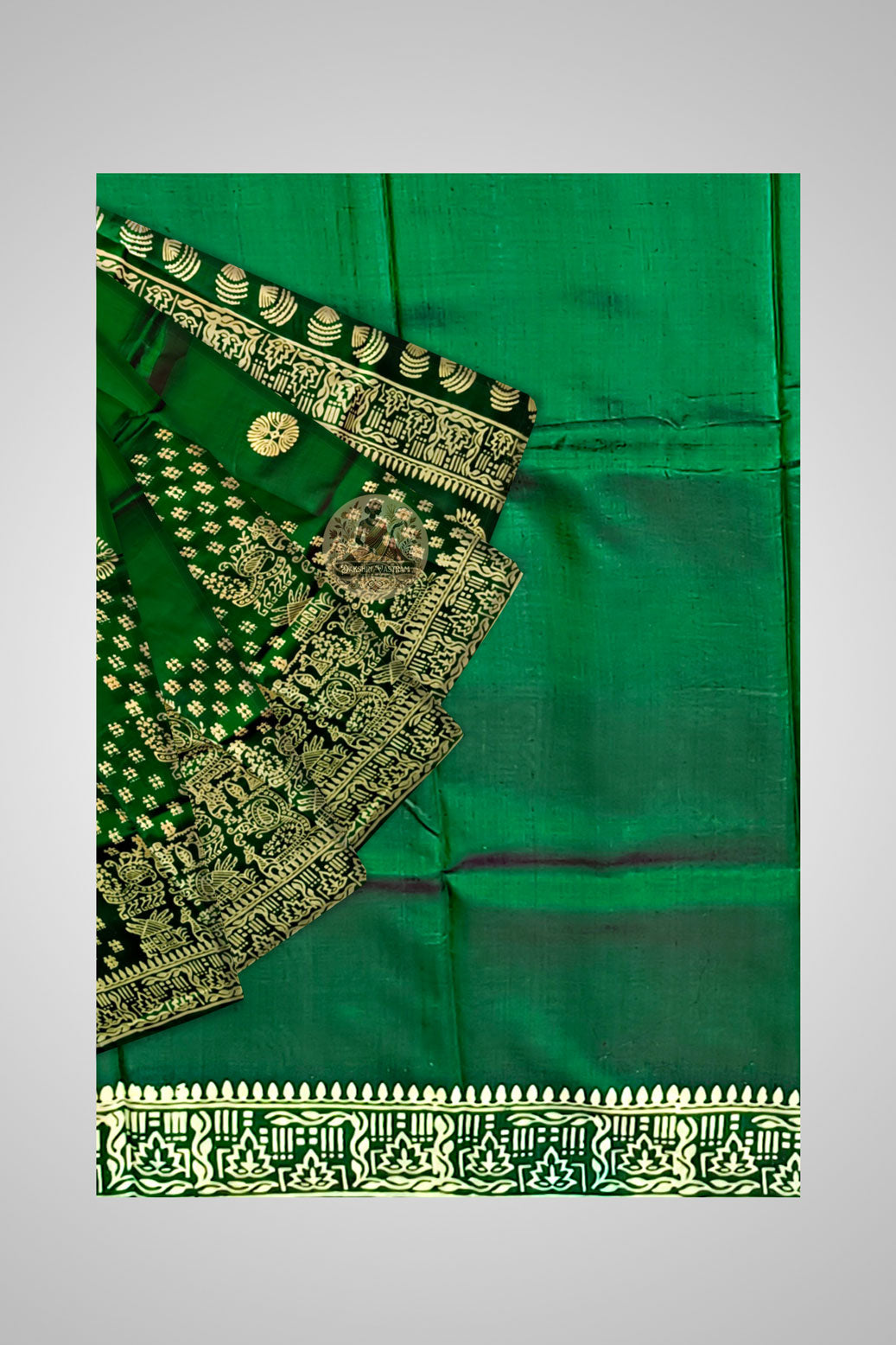 Shop Handloom Silk Saree Online – Close-up of intricate block patterns