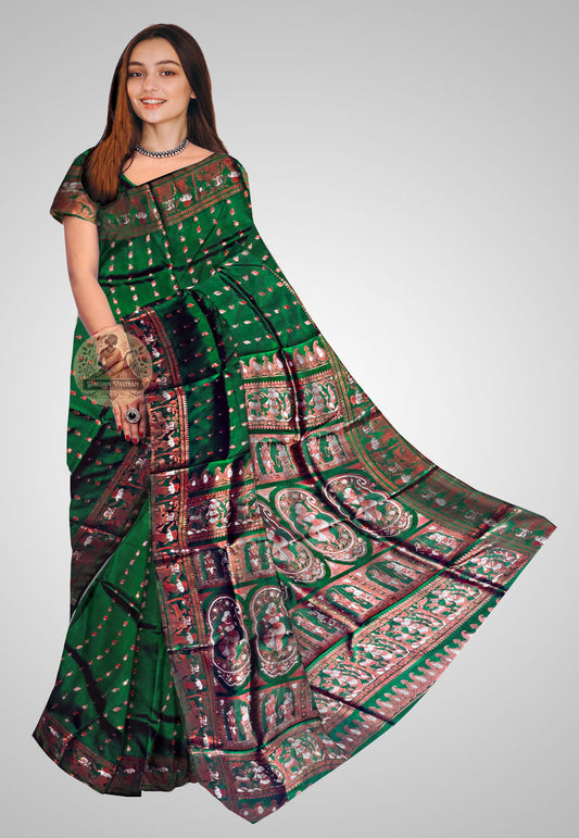 Buy Handloom Swarnachari Pure Silk Saree online – front view