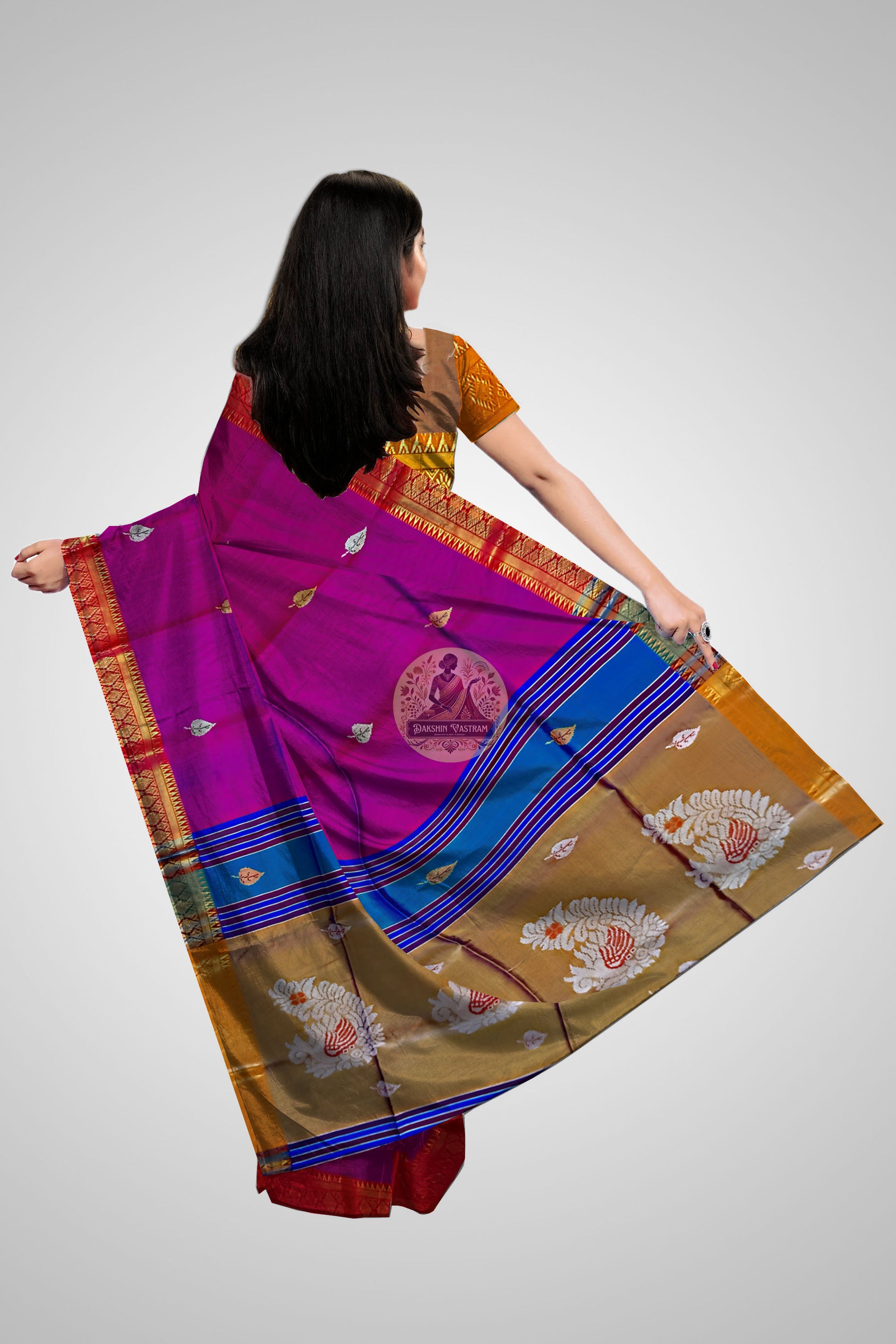 Buy Majestic Magenta Bengal Pure Silk Saree online – Saree rear view