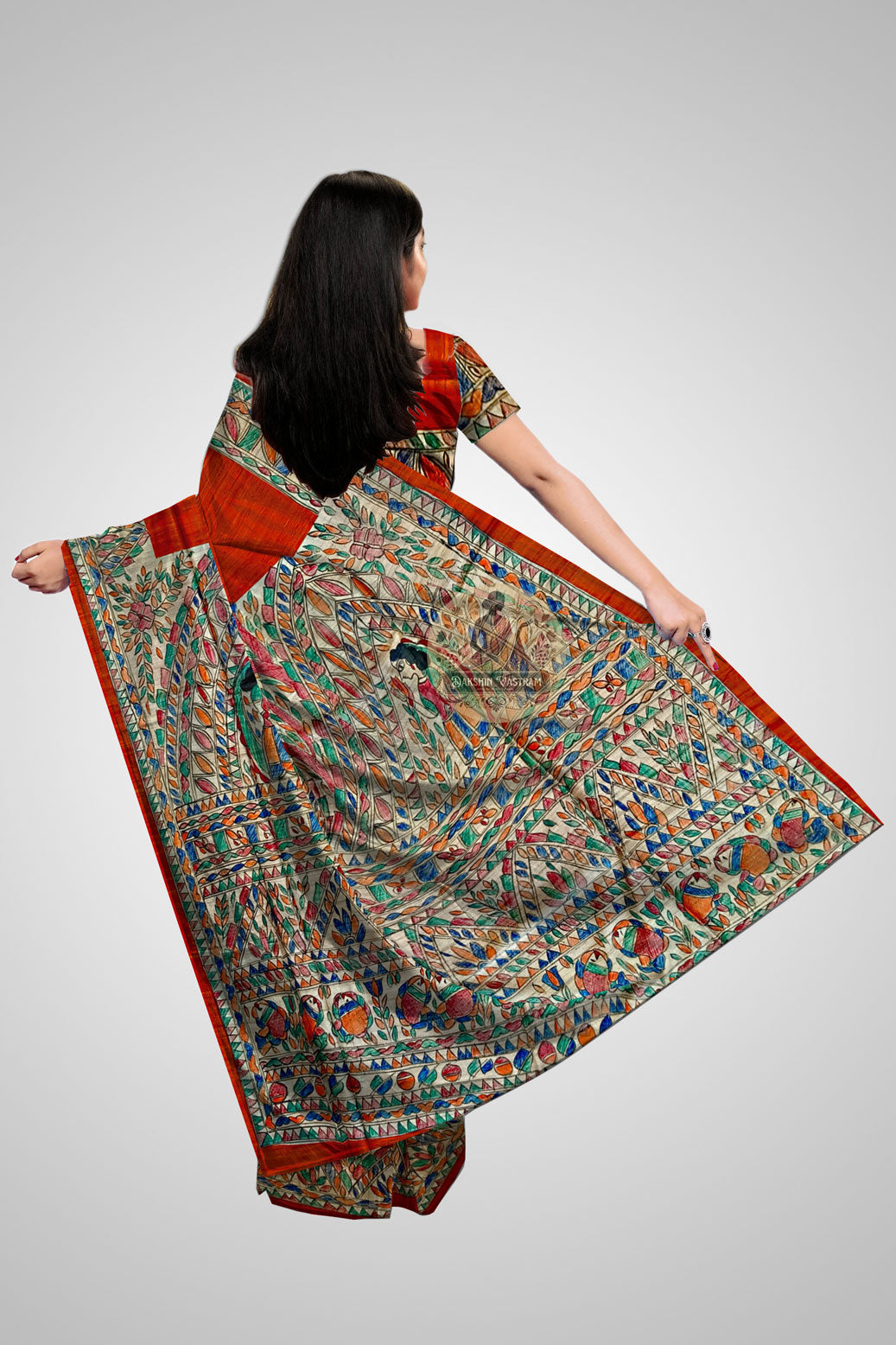 Buy Handwoven Raw Silk Saree – Rear view with elegant pallu work