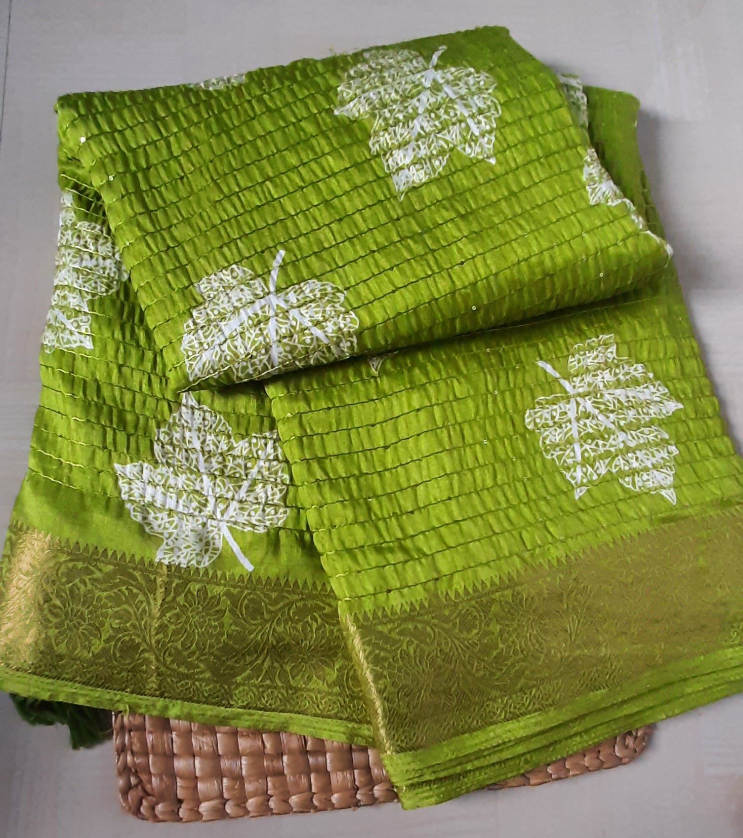 Buy South Indian Saree online – Sequins Silk Saree close-up view
