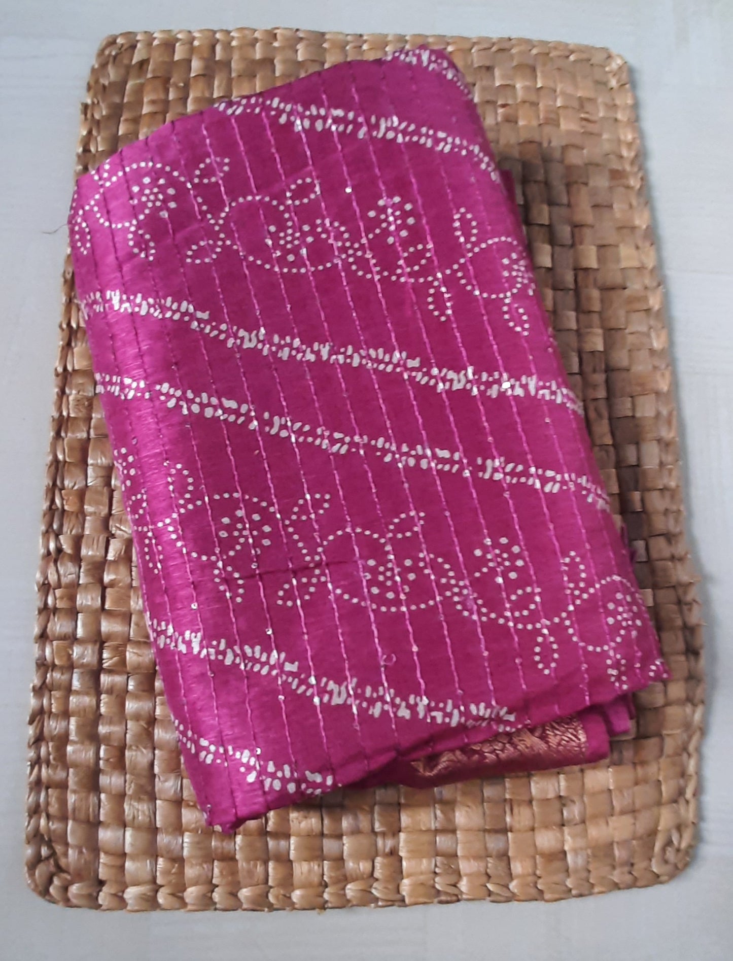Buy South Indian Saree online – Sequins Silk Saree close-up view