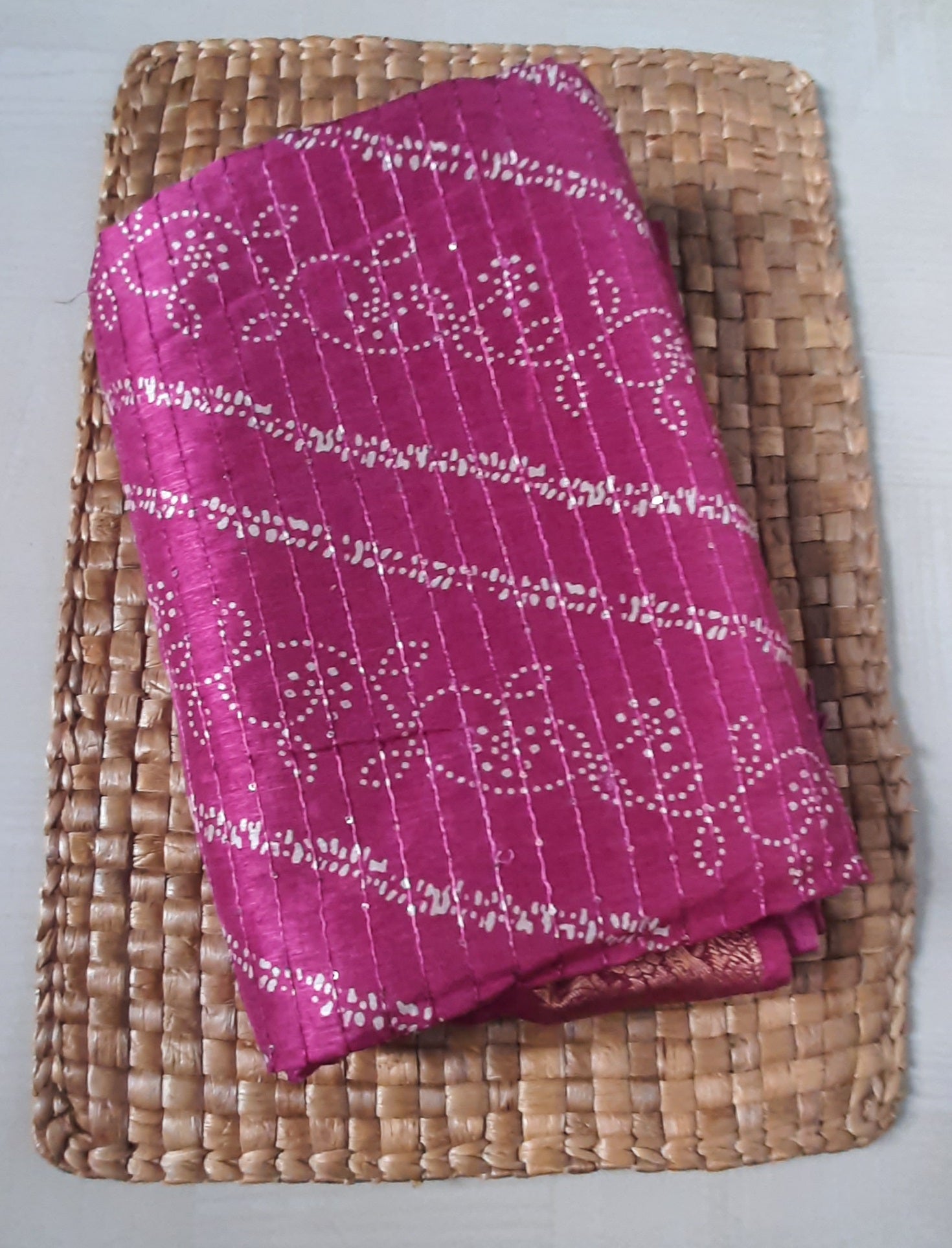 Buy South Indian Saree online – Sequins Silk Saree close-up view