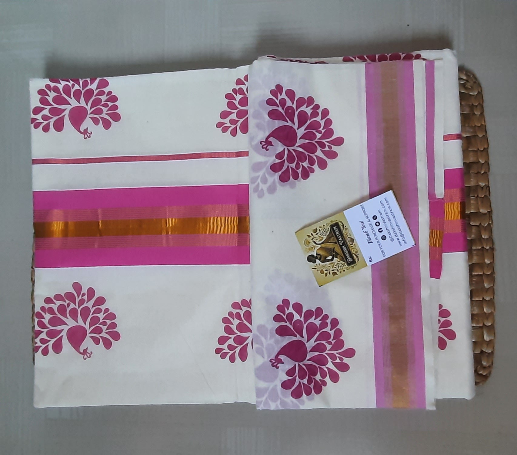 Buy Organic Kasavu Cotton Saree online – Organic Cotton Kasavu Saree rear view